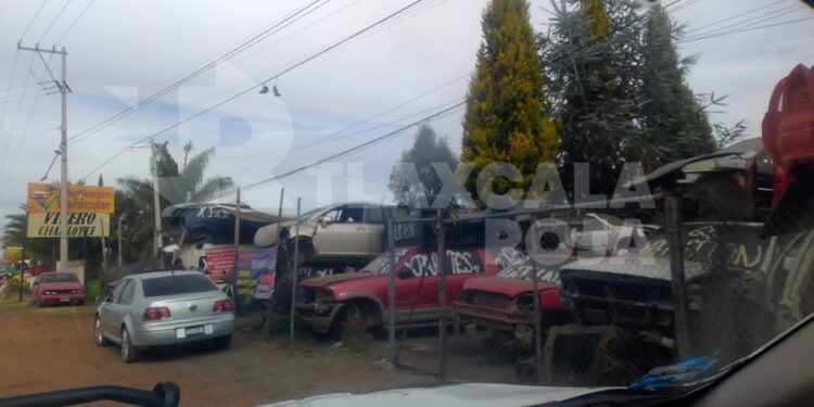 Se incendia deshuesadero en Texcalac, Apizaco