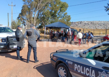 Bloquean ejidatarios relleno sanitario de Atlangatepec