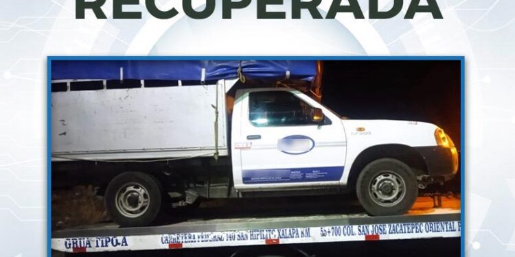 RECUPERA POLICÍA DE HUAMANTLA CAMIONETA ROBADA HORAS ANTES