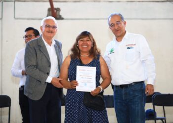 EL COMITÉ ESTATAL DE FOMENTO Y PROTECCIÓN PECUARIA ENTREGA CERTIFICADOS POR LAS BUENAS PRÁCTICAS PECUARIAS EN CHIAUTEMPAN