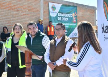 TRABAJANDO EN EQUIPO SE TRANSFORMA HUAMANTLA: SALVADOR SANTOS CEDILLO