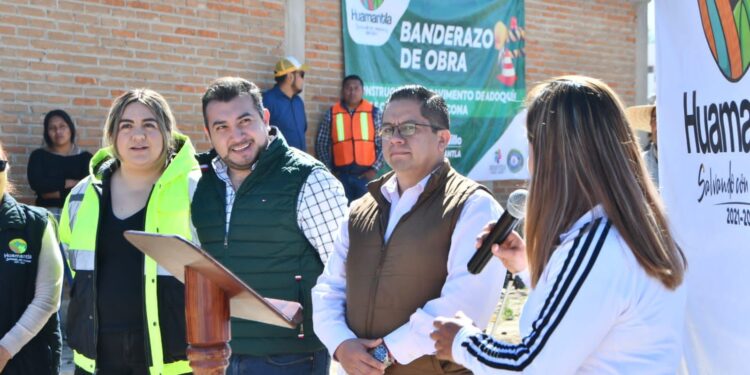TRABAJANDO EN EQUIPO SE TRANSFORMA HUAMANTLA: SALVADOR SANTOS CEDILLO