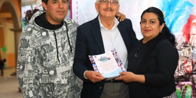 EL AYUNTAMIENTO DE CHIAUTEMPAN ENTREGA LOS PREMIOS A LAS CAMADAS GANADORAS DEL CONCURSO “TRASPASANDO FRONTERAS”