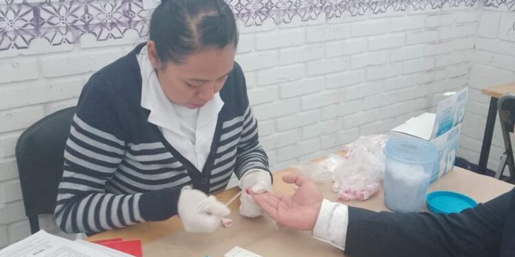 Realizan pruebas gratuitas de VIH y sífilis en Tlaxcala Capital