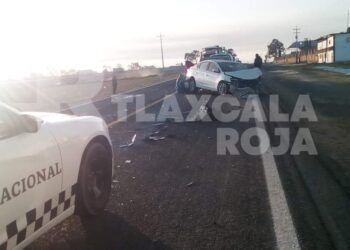 Dos lesionados deja choque en Calpulalpan