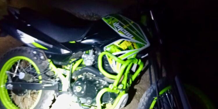 Asegura Policía de Chiautempan motocicleta con reporte de robo