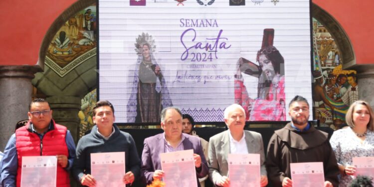 Presenta Ayuntamiento de Chiautempan cartel de actividades de Semana Santa 2024