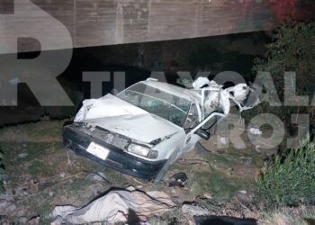 Tras asistir al carnaval fallecen tres mujeres al volcar su vehículo en Nativitas, Tlaxcala