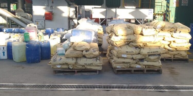 FGR DESTRUYE SEIS TONELADAS Y MEDIA DE PRECURSORES QUÍMICOS ASEGURADOS EN TLAXCALA