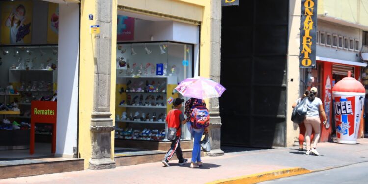 Llama Protección Civil de Chiautempan a extremar cuidados ante ola de calor