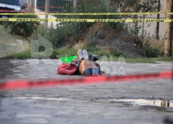 En los límites de Tlaxcala y Puebla localizan cuerpo encobijado, decapitado y con presunto narcomensaje en la zona de Villa Alta, Tepetitla y Temaxcalac, Puebla