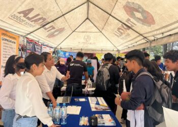 Realiza coordinación de juventud municipal de Tlaxcala feria de orientación educativa