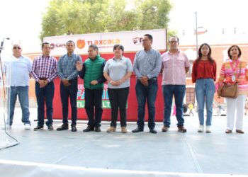 Celebra Ayuntamiento de Tlaxcala a las familias tlaxcaltecas en el Centro Histórico