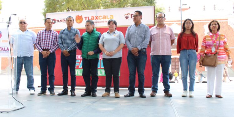 Celebra Ayuntamiento de Tlaxcala a las familias tlaxcaltecas en el Centro Histórico
