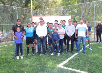 Inaugura alcaldesa capitalina unidad deportiva rehabilitada en Ixtulco
