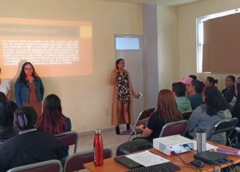 EL AYUNTAMIENTO DE CHIAUTEMPAN REALIZÓ LA PLÁTICA VIOLENCIA DE GÉNERO