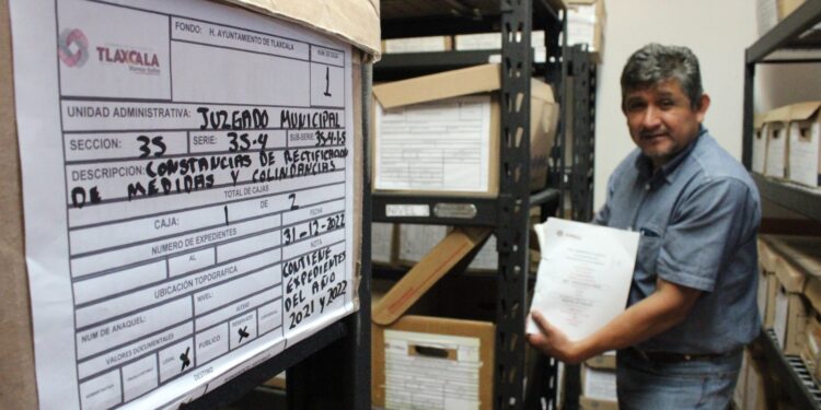 Recibe Ayuntamiento de Tlaxcala constancia del Registro Nacional de Archivos