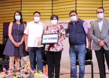 Ayuntamiento de Tlaxcala recibe certificado como municipio promotor de la salud