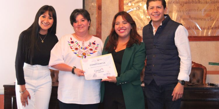 Los jóvenes son valor fundamental en una sociedad: Maribel Pérez Arenas