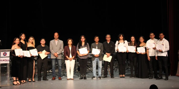 Cierran talleres y cursos de casa de cultura de Tlaxcala Capital con muestra