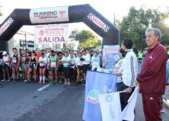 De manera exitosa se lleva a cabo carrera atlética Towerruning en Tlaxcala Capital