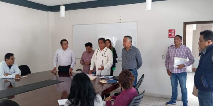 Encabeza Edil Municipal: Ing. Benjamín Atonal Conde, primera mesa de trabajo con directivos de instituciones educativas