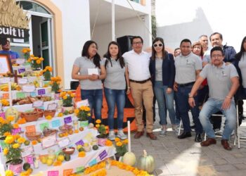 Con gran participación se lleva a cabo primer concurso de ofrendas en Totolac