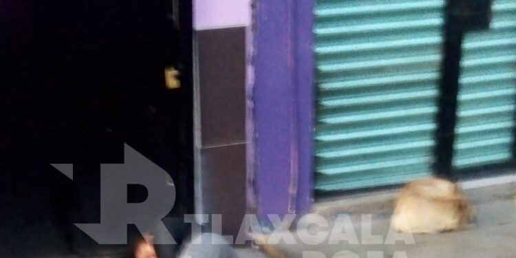 Reportan persona inconsciente en Zacatelco