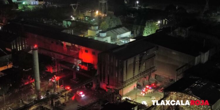 Ocho obreros fallecen calcinados en Aceros Simec tras explosión de caldera
