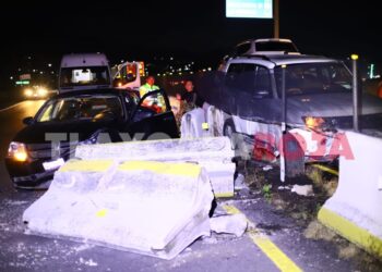 Dos lesionados deja «carambola» en el periférico de Tlaxcala