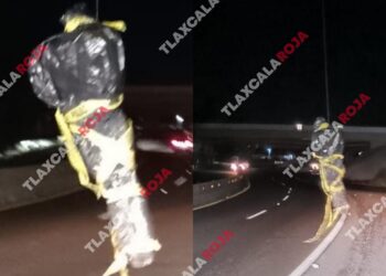 Colgado localizan muñeco embolsado en puente de Yauhquemehcan