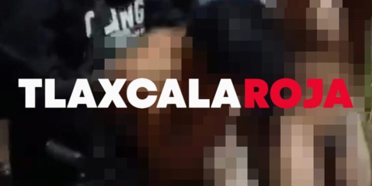 Desnudos y amarrados a un poste deja supuesto grupo delictivo a tres sujetos en Ayometla, Tlaxcala