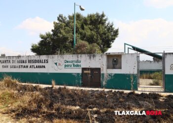 Abandonan planta de aguas residuales en Atlahapa