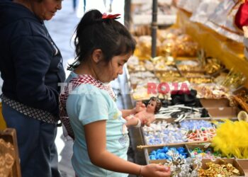Comienza la venta de ropajes para el Niños Dios