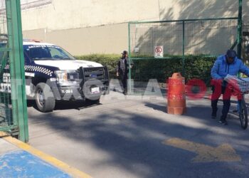 Policía estatal se dispara accidentalmente mientras se armaba en Delegación Zacatelco