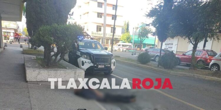 Fallece masculino en pleno Centro de Apizaco