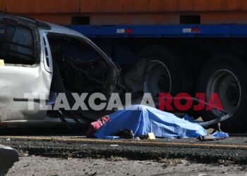 Dos muertos deja fatal choque sobre la carretera Federal México-Veracruz a la altura de Tocatlán ⚠️🚧