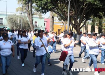 Sindicatos marchan en #Tlaxcala este 1º de mayo por el Día del Trabajo ✊🏼⚖️👷🏽‍♀️
