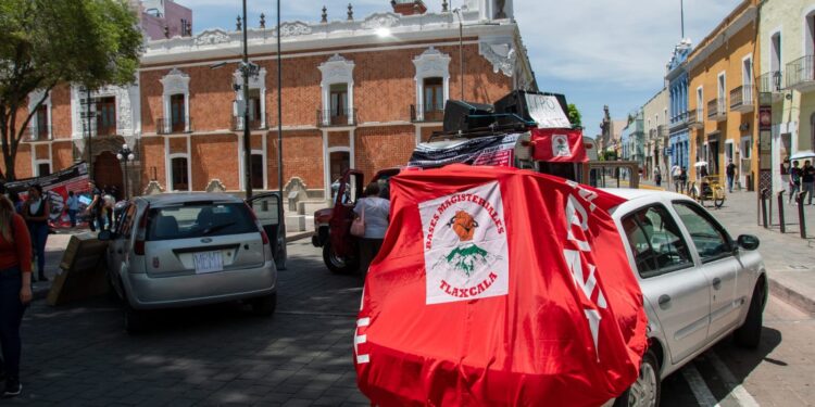 Marcha Movimiento de Bases Magisteriales en Tlaxcala