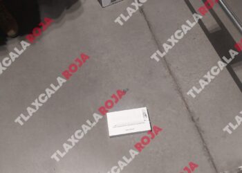 ¡Atraco relámpago en Chedraui Apizaco: Delincuentes arrasan con celulares y consolas mientras seguridad huye y policía espera dos horas!