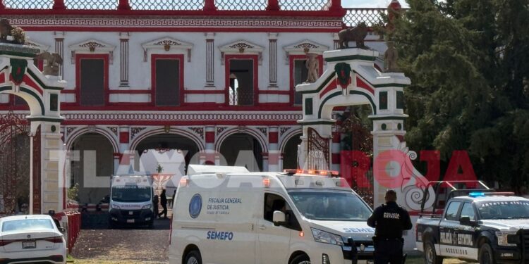 Fallece hombre de 68 años tras caer de un andamio en Hacienda de San Bartolomé del Monte, Calpulalpan