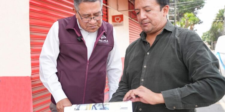 SUPERVISA PRESIDENTE MUNICIPAL DE TLAXCALA TRABAJOS DE DESAZOLVE PREVENTIVO EN BULEVAR GASODUCTO