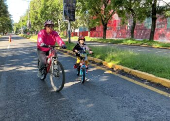 “MUÉVETE TLAXCALA” HA UNIDO A LAS FAMILIAS DE LA CAPITAL CON PASEO DE MASCOTAS O ANDANDO EN BICICLETA