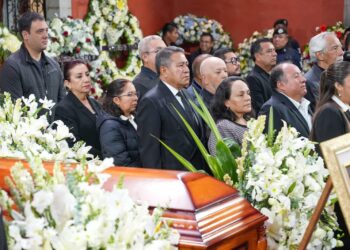 Rinden homenaje póstumo a Alfonso Sánchez Anaya en Palacio de Gobierno