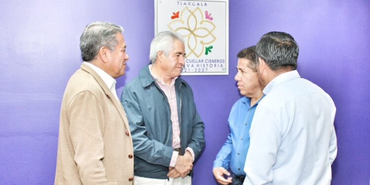 Presidente municipal de Tlaxcala respalda proyectos para fortalecer la infraestructura educativa