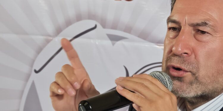 CRISIS EN TLAXCALA POR INTROMISIÓN DEL GOBIERNO EN PROCESO DE MORENA: RAY VÁZQUEZ
